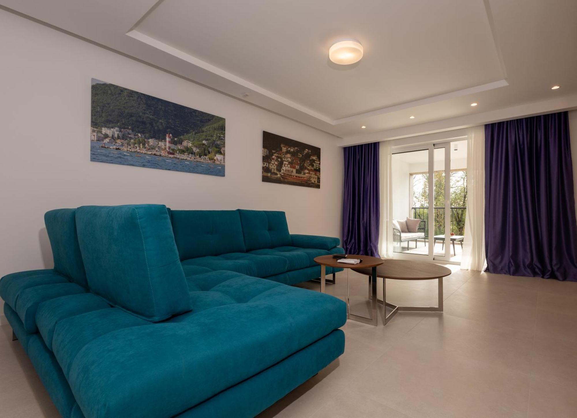 Panorama Bay Luxury Apartments โกตอร์ ภายนอก รูปภาพ