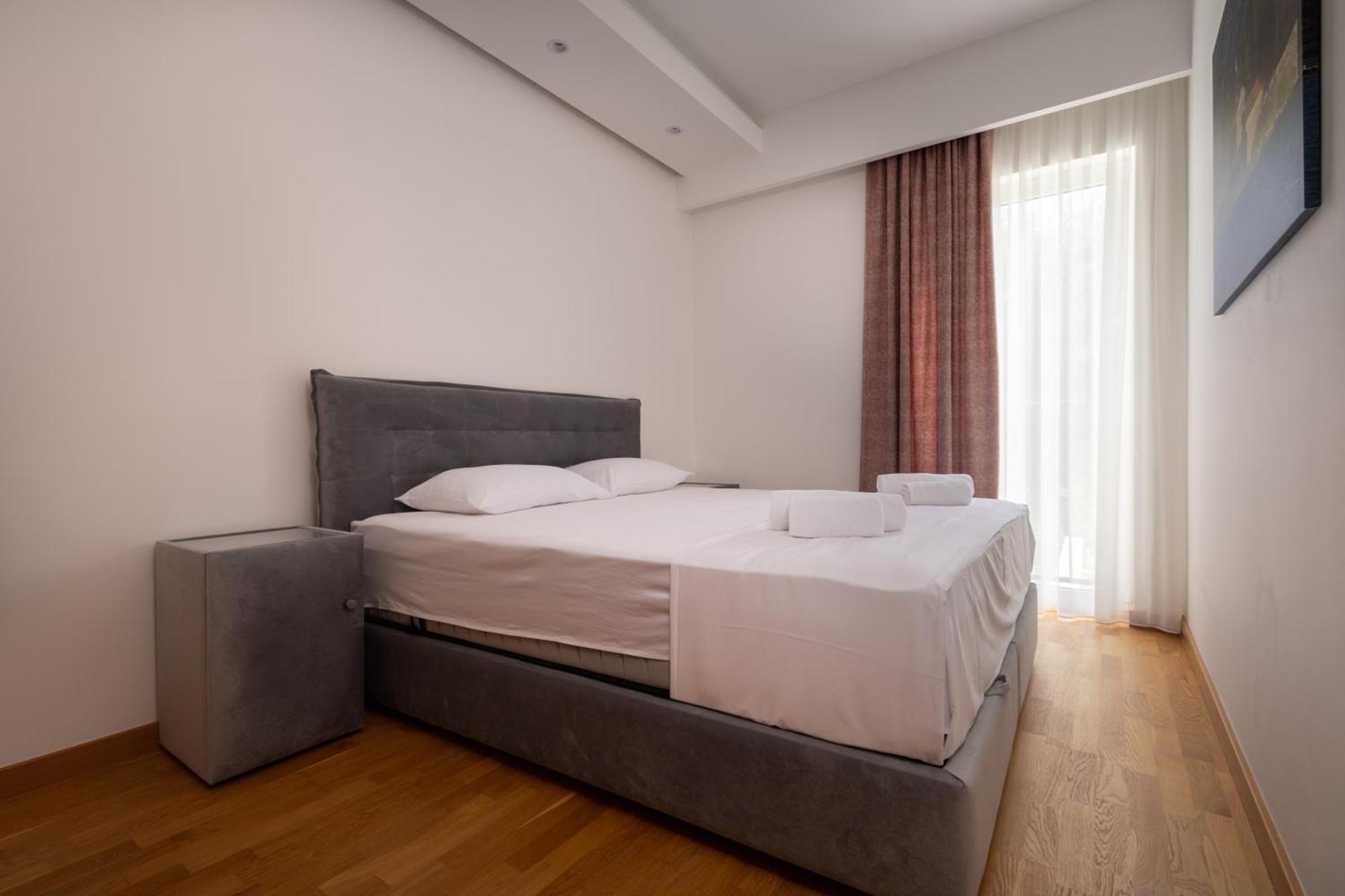 Panorama Bay Luxury Apartments โกตอร์ ภายนอก รูปภาพ