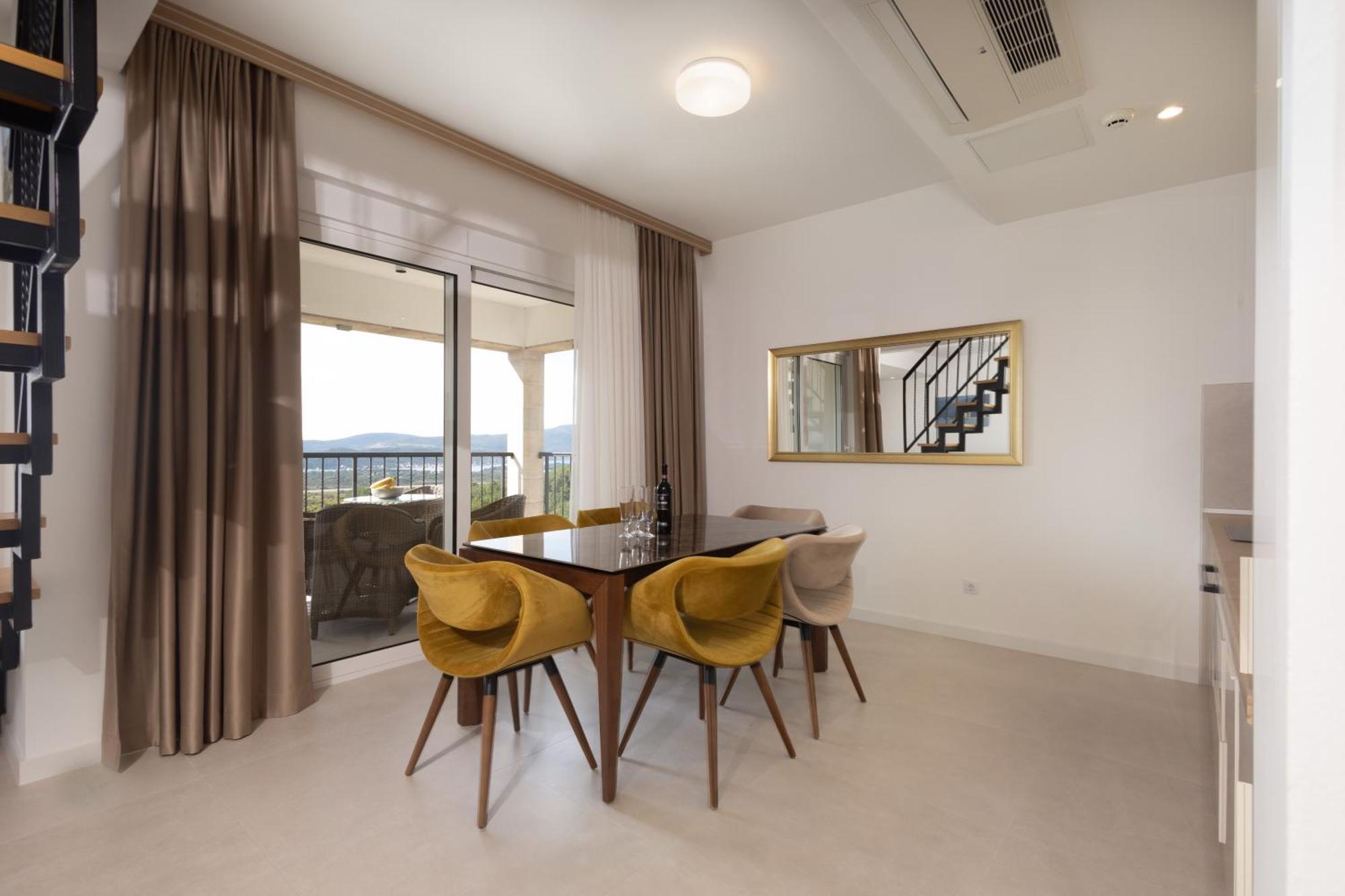 Panorama Bay Luxury Apartments โกตอร์ ภายนอก รูปภาพ