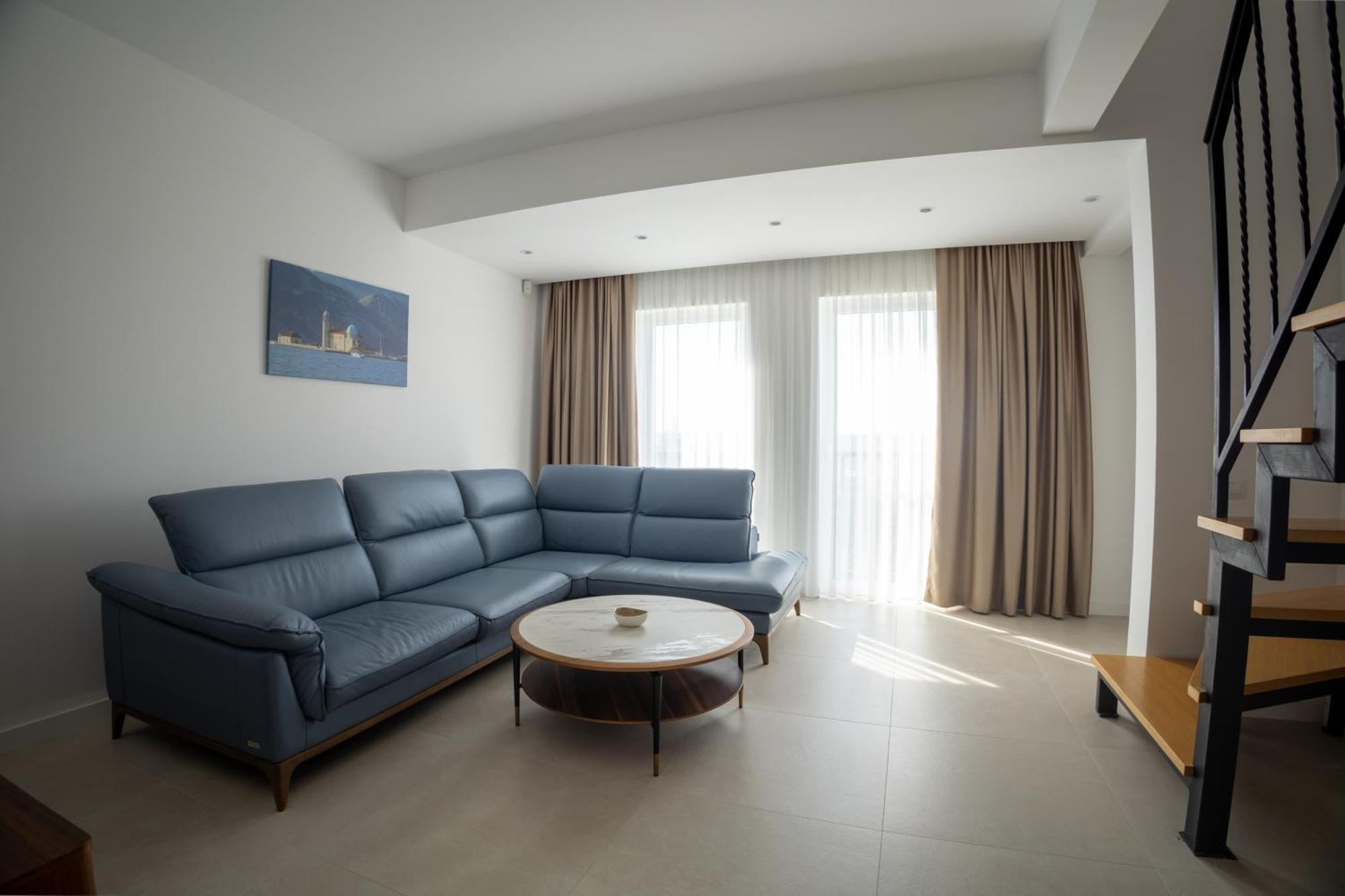 Panorama Bay Luxury Apartments โกตอร์ ภายนอก รูปภาพ
