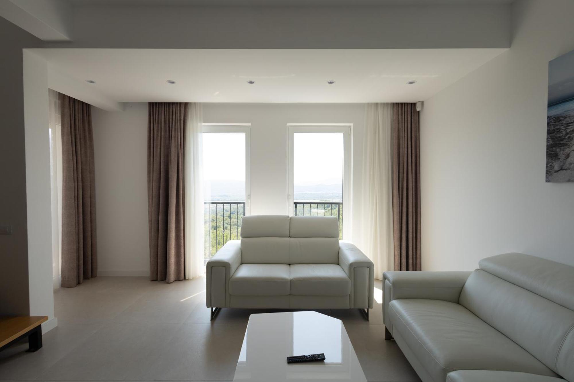 Panorama Bay Luxury Apartments โกตอร์ ภายนอก รูปภาพ