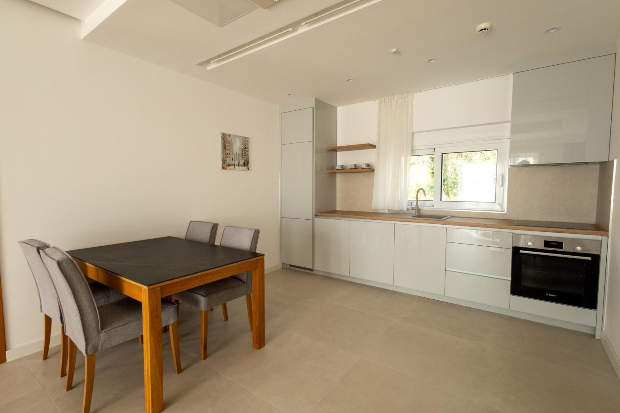 Panorama Bay Luxury Apartments โกตอร์ ภายนอก รูปภาพ