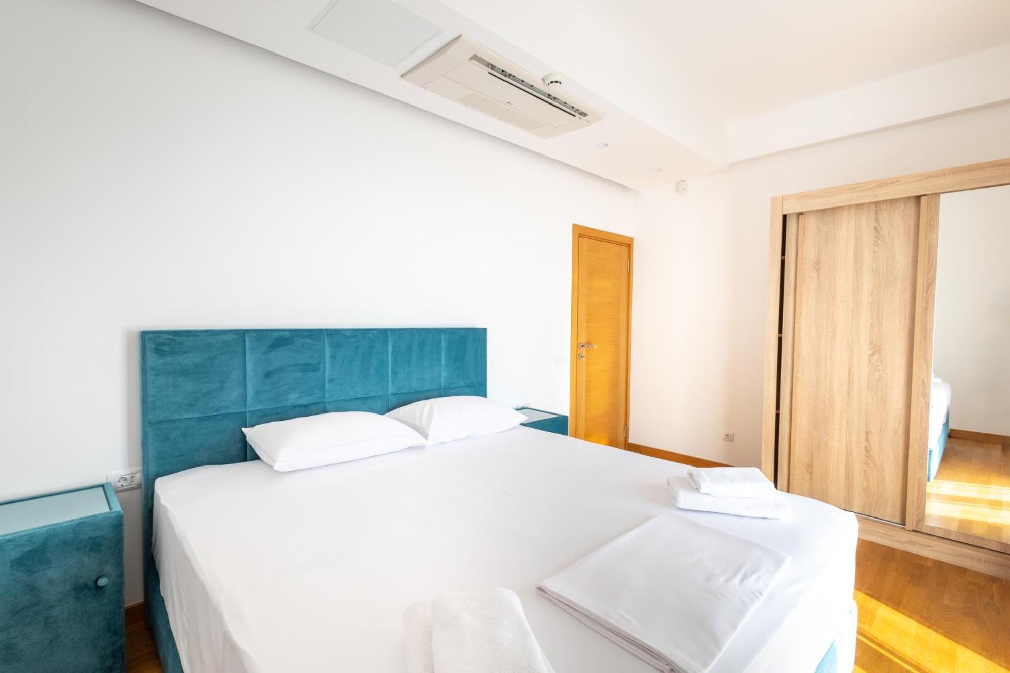 Panorama Bay Luxury Apartments โกตอร์ ภายนอก รูปภาพ